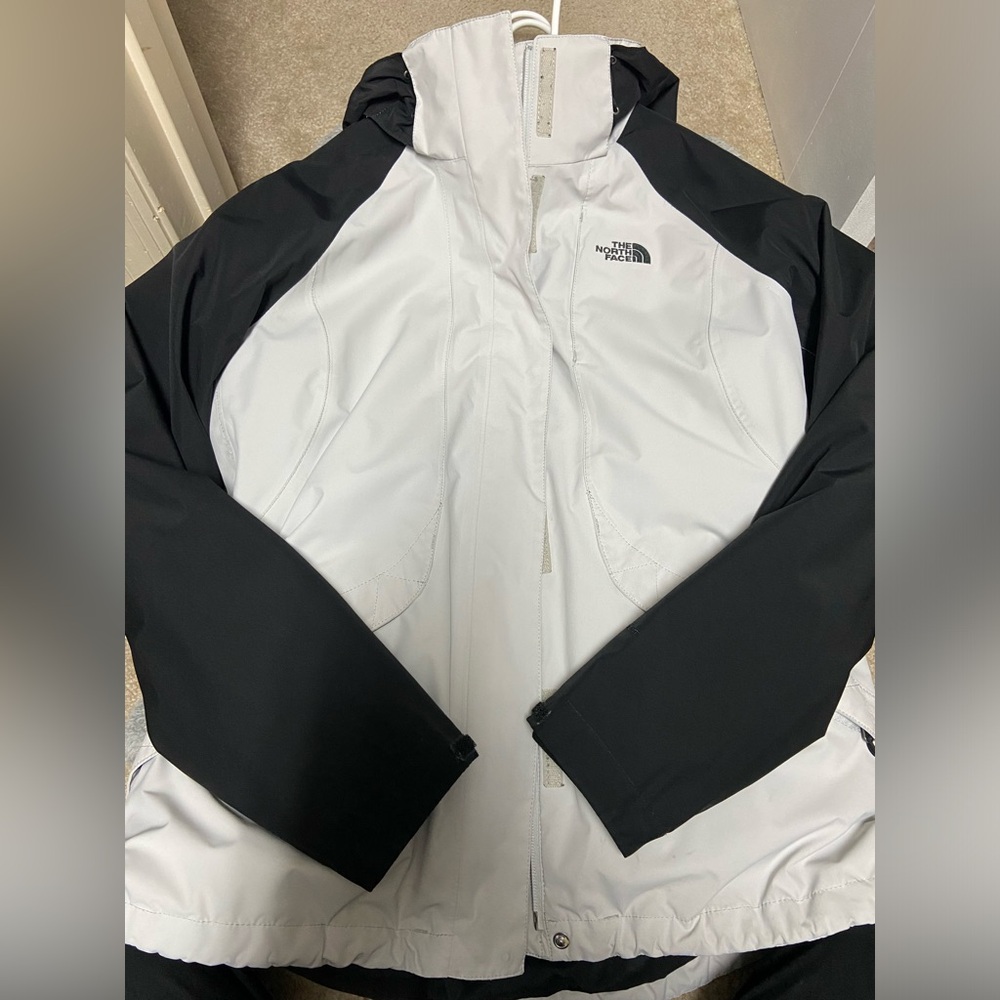 Women’s the north face jacket